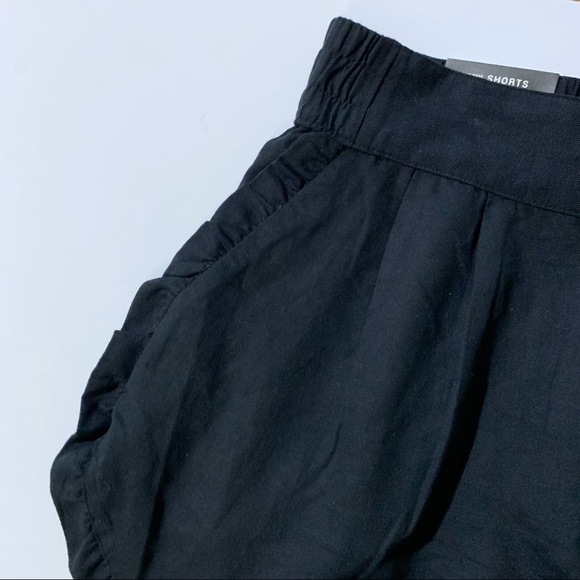 NWT Who What Wear Black Ruffle Shorts Size 8 - Picture 7 of 7